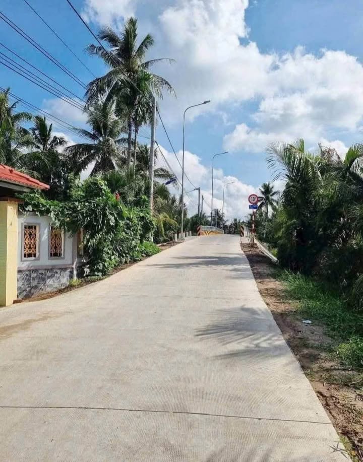 Nhà mới Sơn Đông - Bến Tre 145m² giá 1.2 tỷ - Sẵn sàng sở hữu ngay!