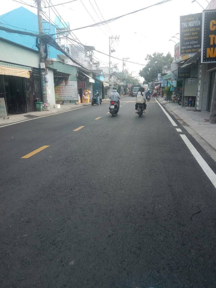 Nhà cho thuê nguyên căn mặt tiền đường Trung Mỹ Tân Xuân 54m² - Giá chỉ 7 triệu/tháng!