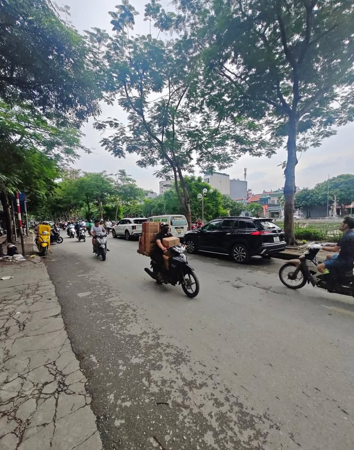 FrontHouse Vũ Tông Phan, Thanh Xuân, 106m² giá 55 tỷ - Kinh doanh sầm uất!