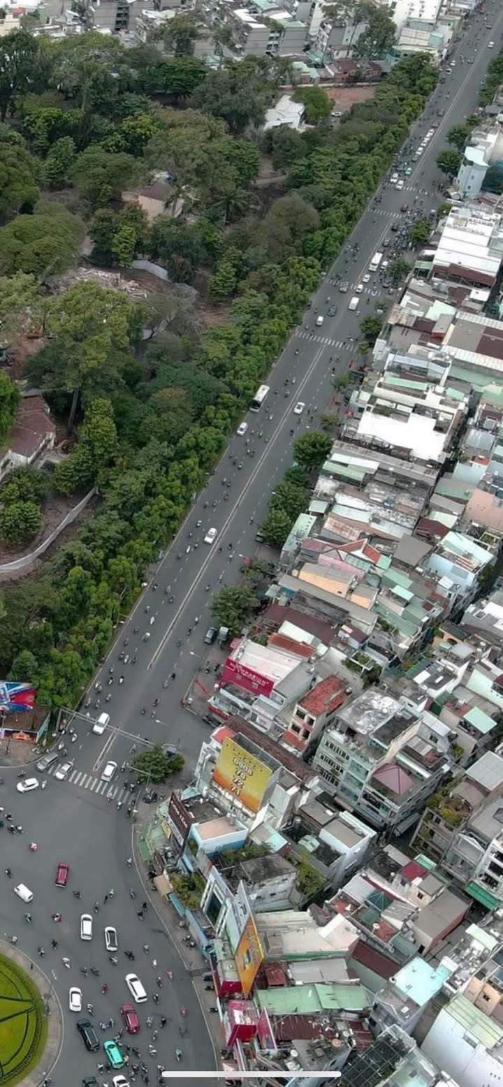 Nhà mặt tiền kinh doanh Lý Thái Tổ quận 10 - Diện tích 268m² giá 28 tỷ - Vị trí đắc địa cho mọi nhu cầu!