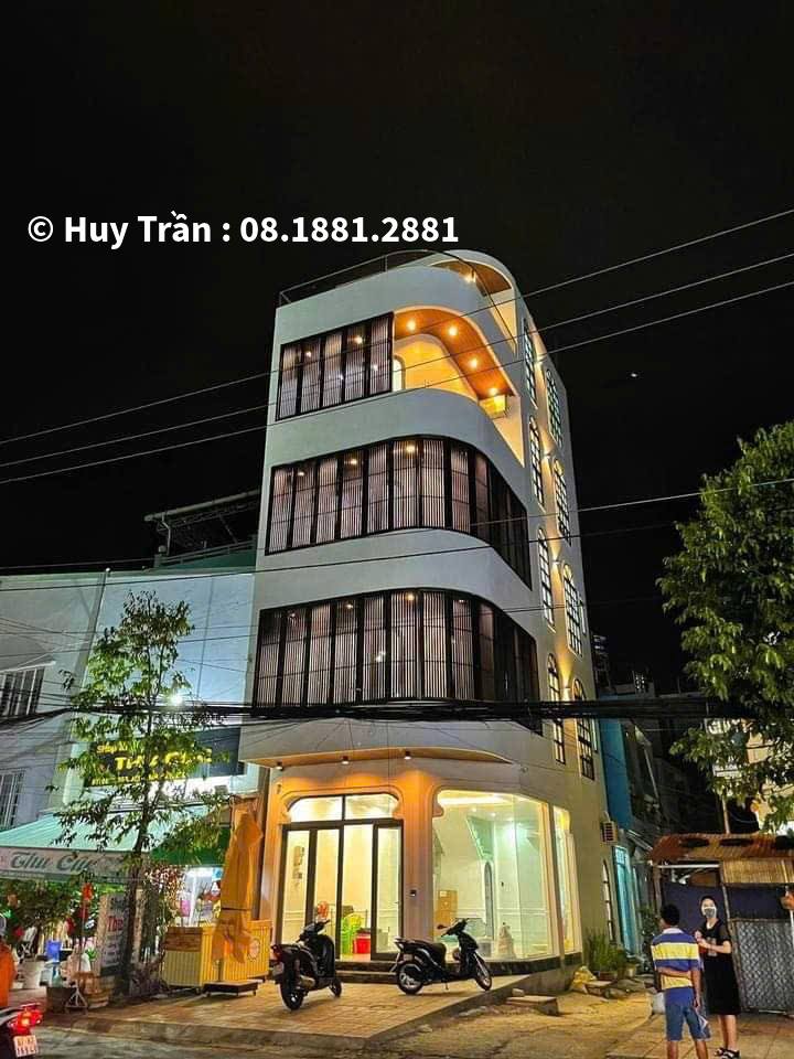 Nhà góc Ung Văn Khiêm Long Xuyên 310m² giá thỏa thuận - Đầu tư kinh doanh lý tưởng!