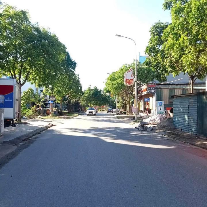 Đất nền trục chính phố Chu Văn An, Dữu Lâu, 324m² giá 6 tỷ - Cơ hội đầu tư tuyệt vời!