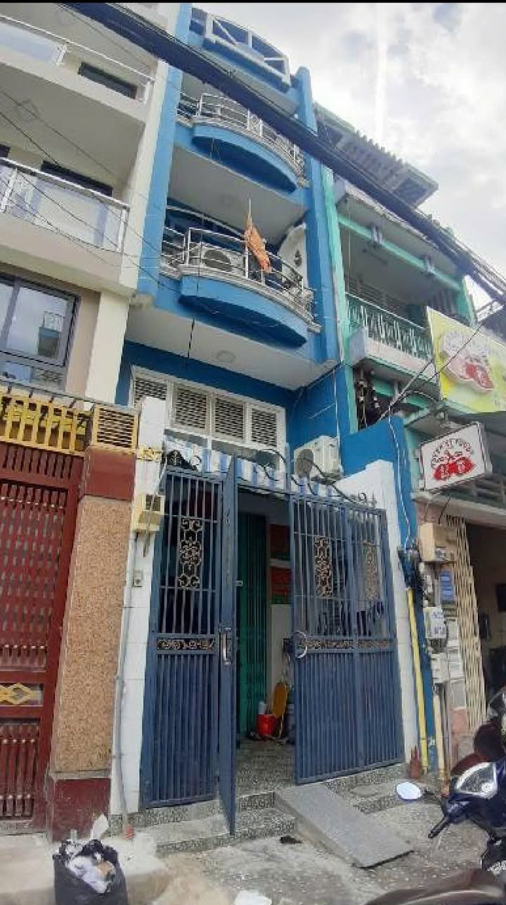 Nhà mặt tiền Nguyễn Chí Thanh, Quận 11, 45m² giá 17 tỷ - Đầu tư sinh lời ngay!