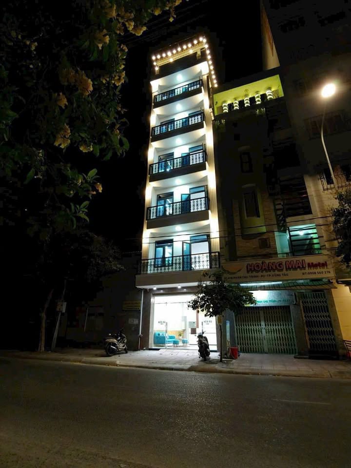 Khách sạn mặt tiền Phan Chu Trinh, Vũng Tàu 100m² giá 23 tỷ - Khu phố Tây sầm uất!