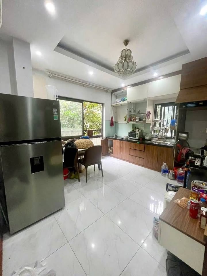 Nhà mặt ngõ ô tô tránh Dốc Tam Đa, Tây Hồ 38m² - Kinh doanh đỉnh cao gần Hồ Tây!