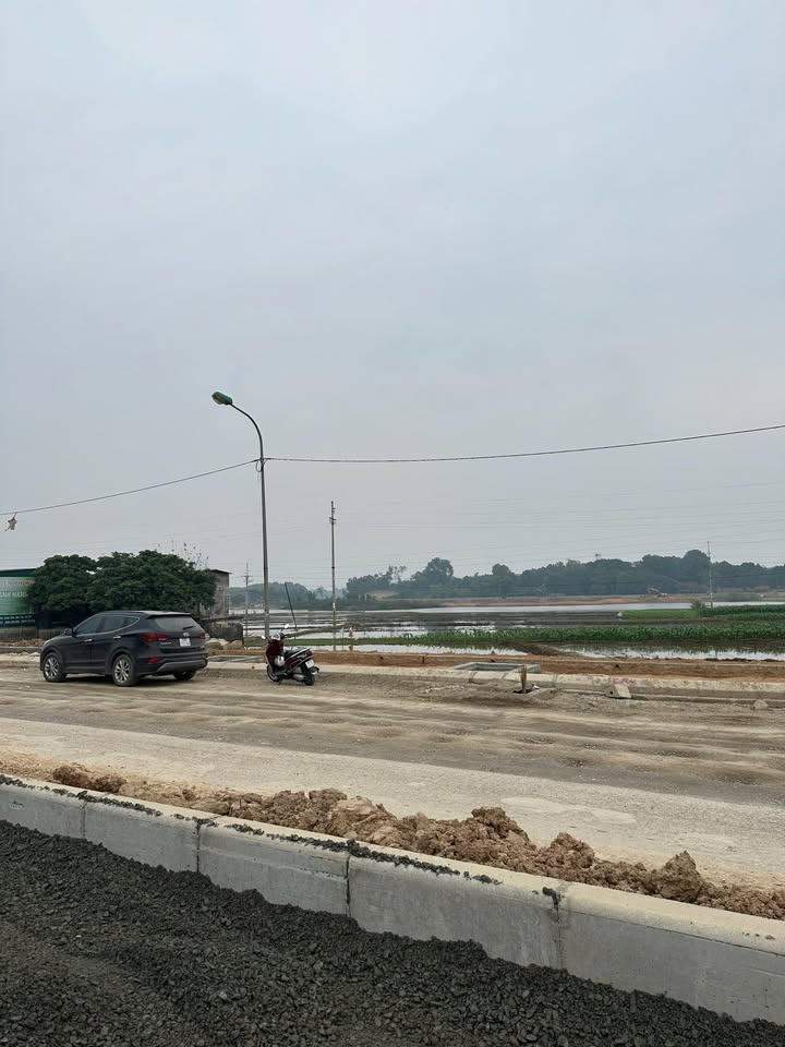 Đất nền 100m² tại xã Xuân Sơn, Sơn Tây - Pháp lý rõ ràng, giá chỉ 3 tỷ!