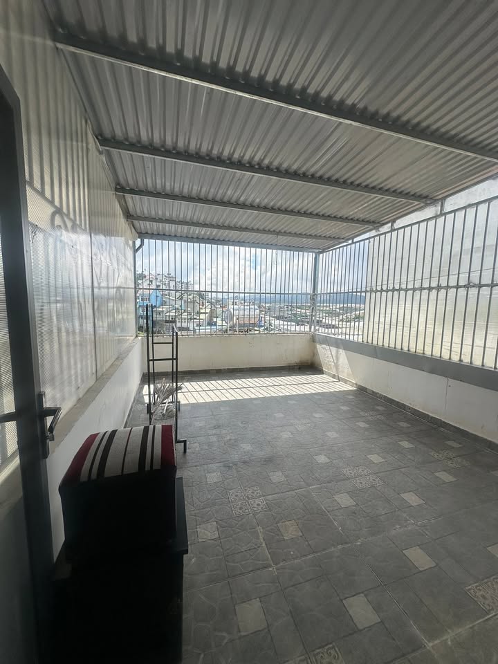 Nhà nguyên căn đường Cao Thắng, Đà Lạt 5PN giá 12 triệu - Sẵn sàng cho thuê lâu dài!