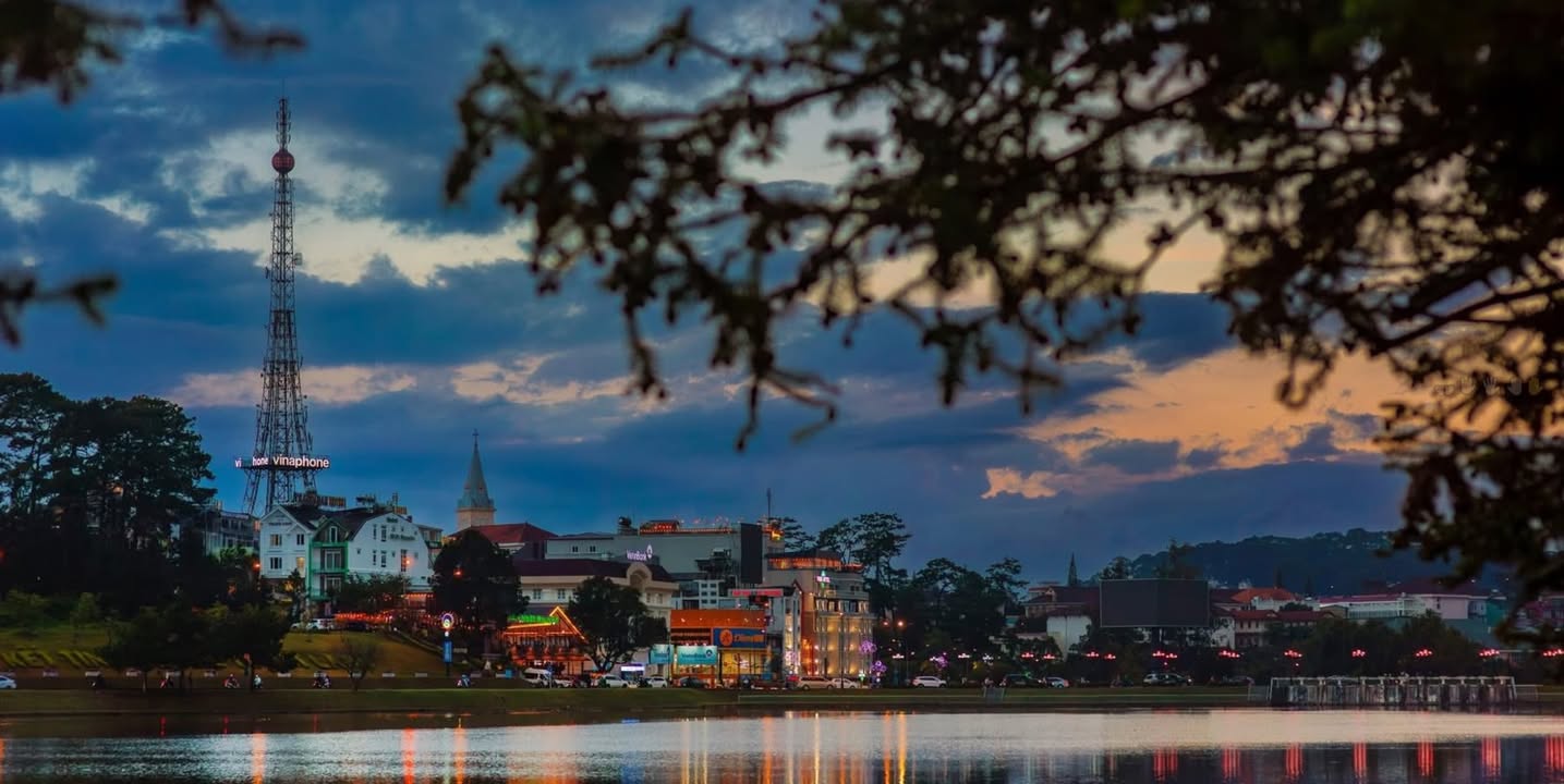 Cho thuê mặt bằng kinh doanh Phan Đình Phùng Đà Lạt 500m² - Vị trí vàng, giá tốt!