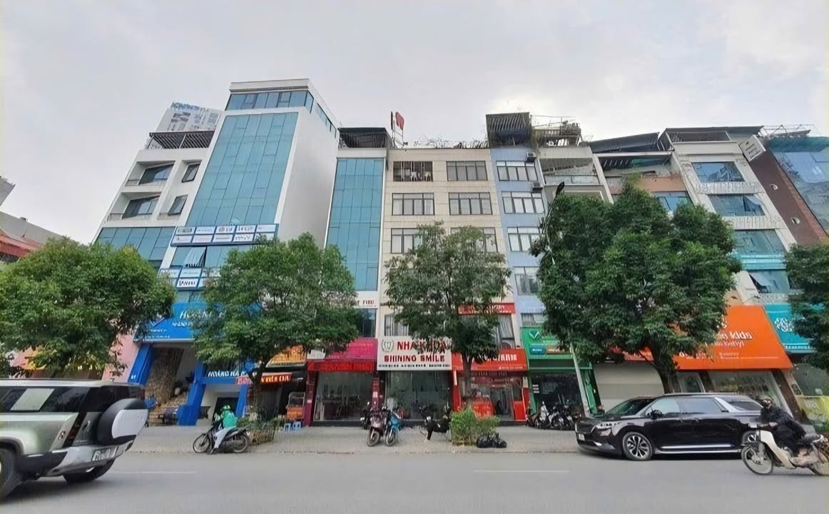 Nhà mặt phố Khúc Thừa Dụ, Cầu Giấy 40m² giá 33 tỷ - Sổ đỏ chính chủ, thương lượng ngay!