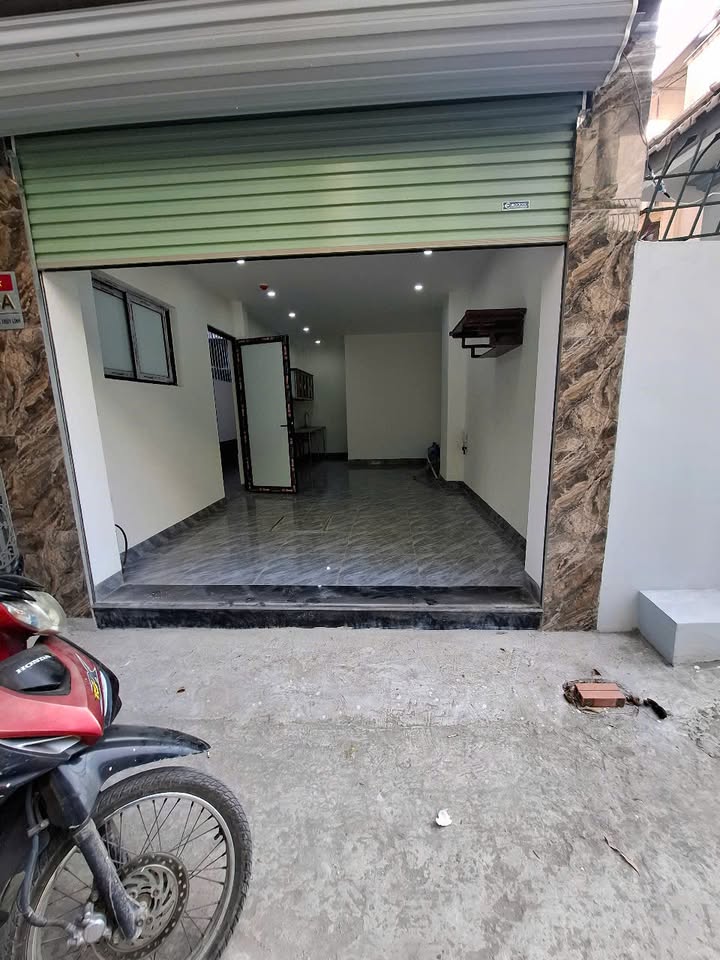 Mặt bằng tầng 1 Ngõ 49 Thúy Lĩnh 35m² giá 4 triệu - Không thể bỏ lỡ!