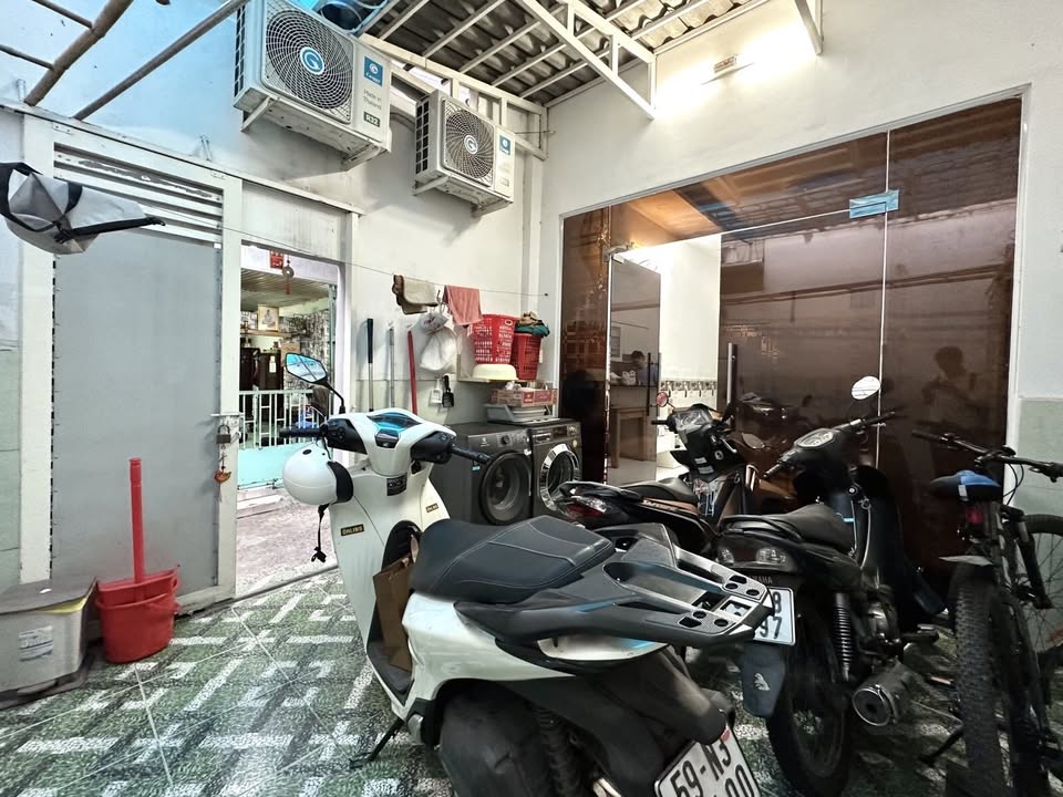 Nhà 2 tầng Trần Quang Khải, Q.1 - 60m² chỉ 6.5 tỷ - Hàng hiếm giá rẻ!