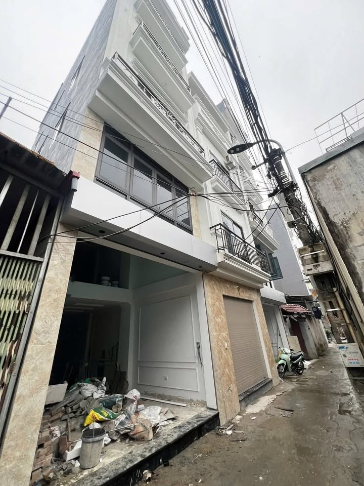 Nhà 5 tầng Yên Vĩnh, Hoài Đức 44m² giá 5 tỷ - Ô tô vào tận cửa!