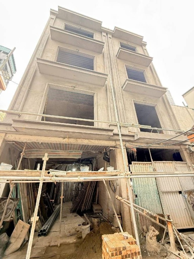 Nhà riêng Hoàng Hoa Thám, 35m² giá chỉ 10 tỷ - Ô tô vào tận nhà!