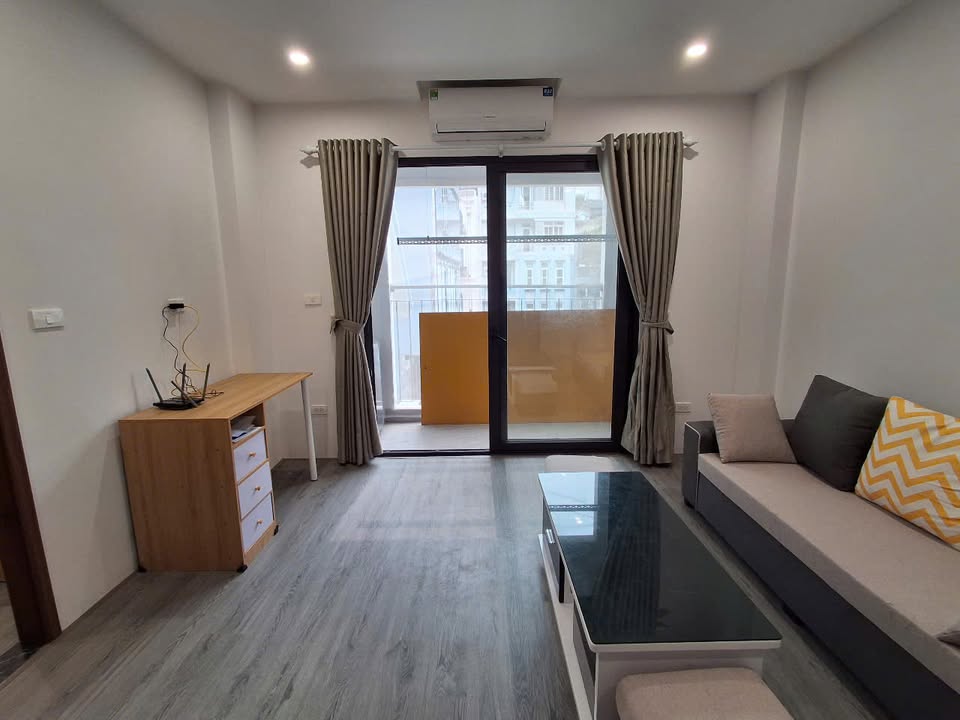 Căn hộ cho thuê Ngõ 1 Nguyễn Thị Định 48m² - Nội thất full đồ, ô tô đỗ cửa!