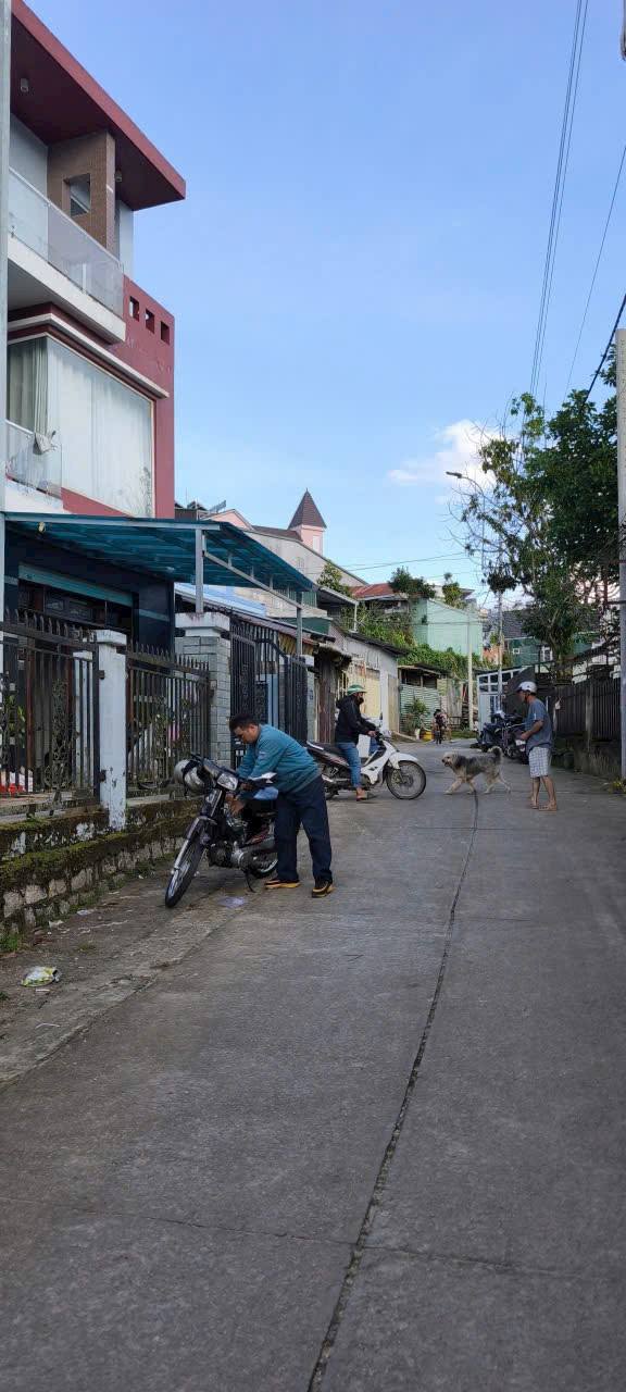 Bán nhà riêng Đường Mai Hắc Đế, P6 Đà Lạt 241,6m² - Giá tốt, thương lượng hấp dẫn!