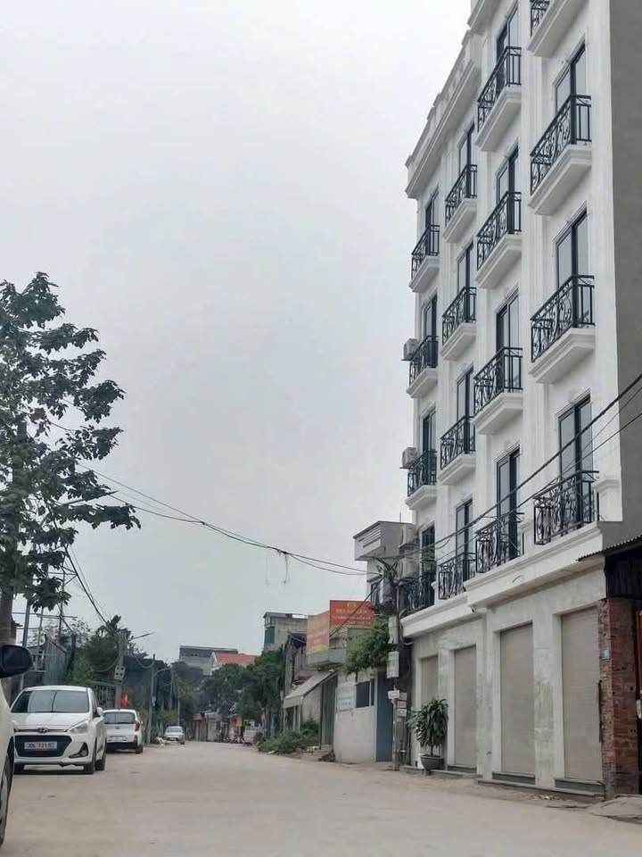 Nhà 5 tầng chính chủ tại Đông La - Hoài Đức, 30m² giá 4.85 tỷ - Đầu tư sinh lời ngay!