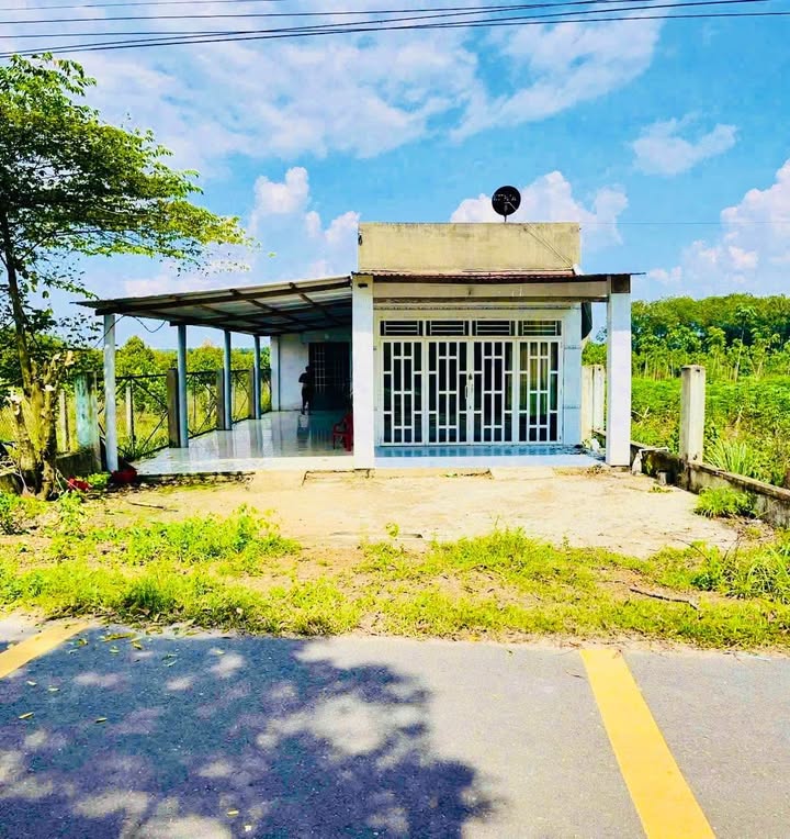 Nhà bán tại Minh Thạnh, Dầu Tiếng 300m² giá 630 triệu - Cơ hội tuyệt vời!