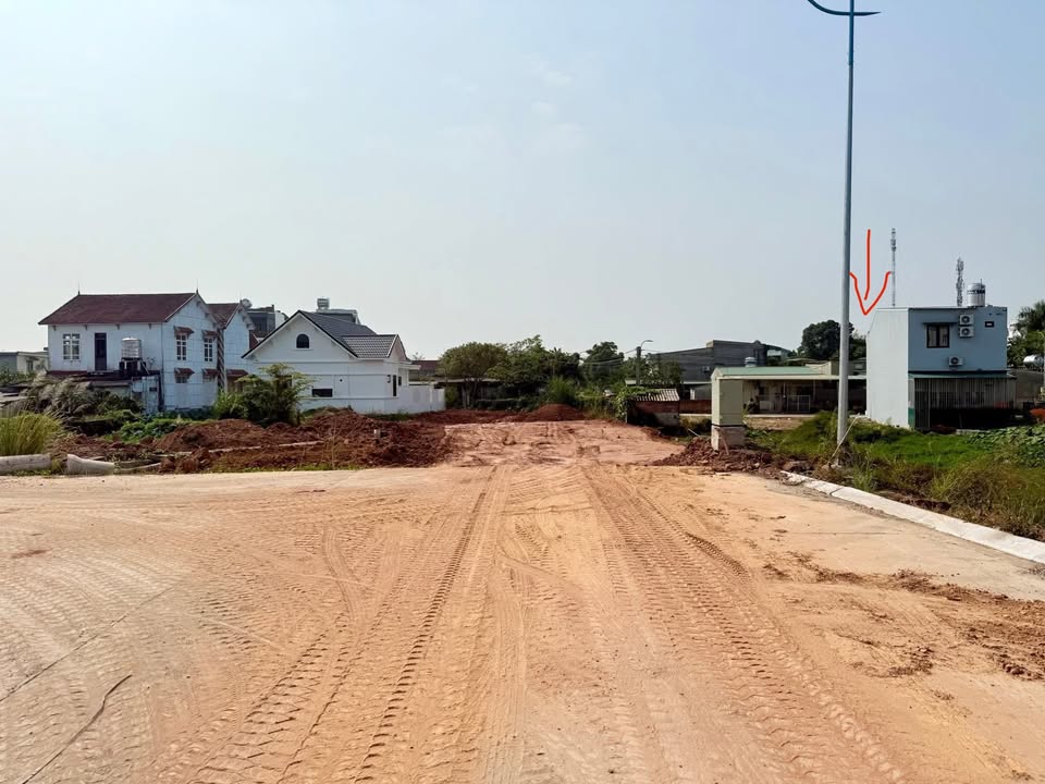 Đất nền Móng Cái - Hải Yên 90m² giá thỏa thuận - Mặt tiền hơn 5m, giao thông thuận tiện!