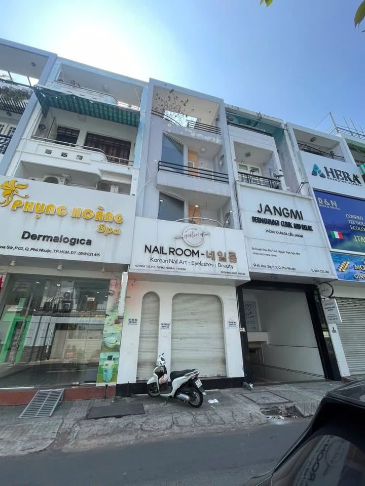 Cho thuê mặt tiền đường Hoa Sứ, Phú Nhuận 64m² giá 40 triệu - Địa điểm vàng cho kinh doanh!
