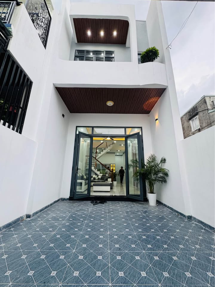 Nhà 1 trệt 1 lầu hiện đại tại Gx Bắc Hải, Biên Hòa 72.25m² giá 3.39 tỷ - Sổ hồng chính chủ!
