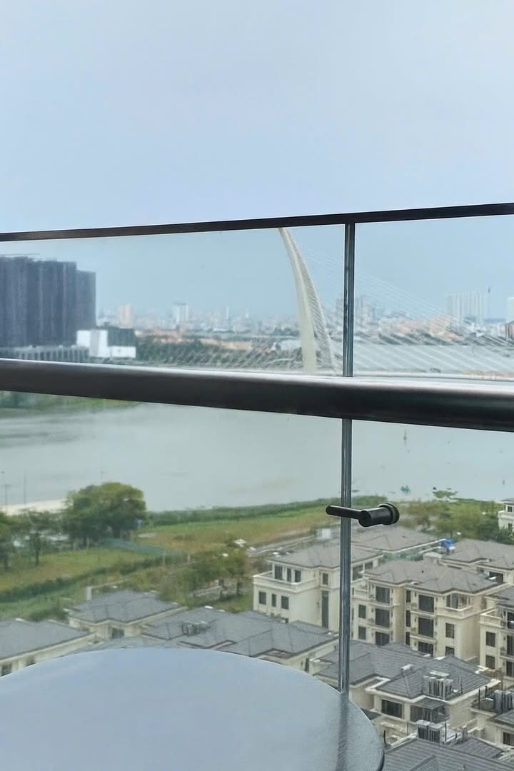 Căn hộ Vinhomes Golden River quận 1 99m² giá 21 tỷ - Thiết kế hiện đại với 2 view tuyệt đẹp!