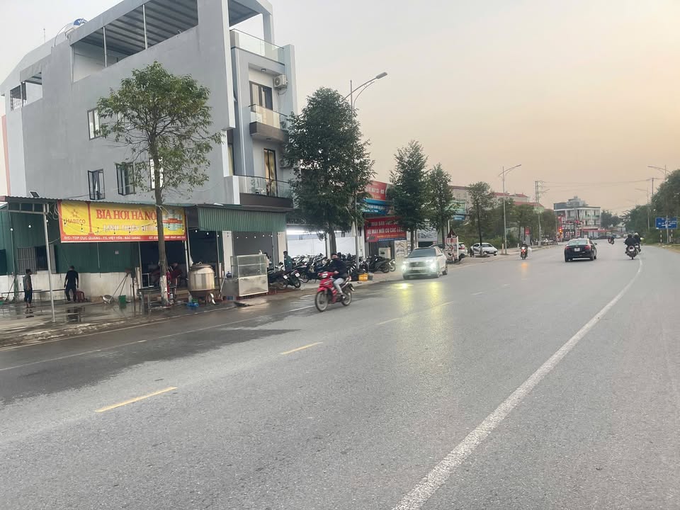 Đất nền KDC Dục Quang Việt Yên 100m² giá 6 tỷ - Kinh doanh hiện hữu!