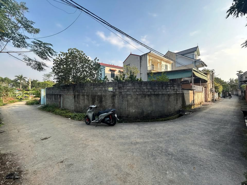 Đất nền lô góc Trường Thịnh 74,5m² giá thỏa thuận - Cơ hội vàng đầu tư!