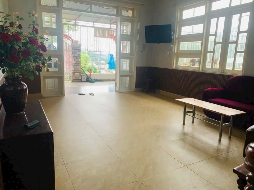 Cho thuê mặt bằng góc 2 mặt tiền đường An Sơn, Đà Lạt - Thích hợp làm văn phòng, spa, cafe!