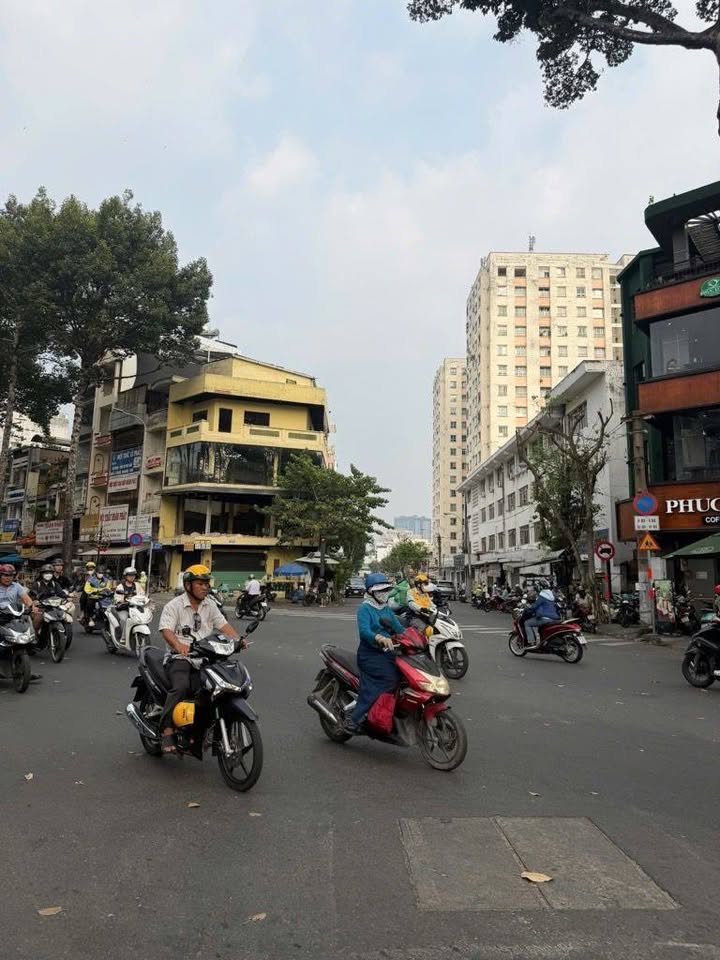 Nhà riêng Vườn Lài Quận 10 16.2m² giá 4.58 tỷ - Nhà mới, dọn vào ở ngay!