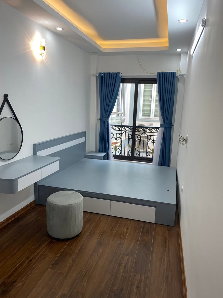 Nhà riêng Tôn Thất Tùng 26m² giá 7.8 tỷ - Full nội thất, vào ở ngay!