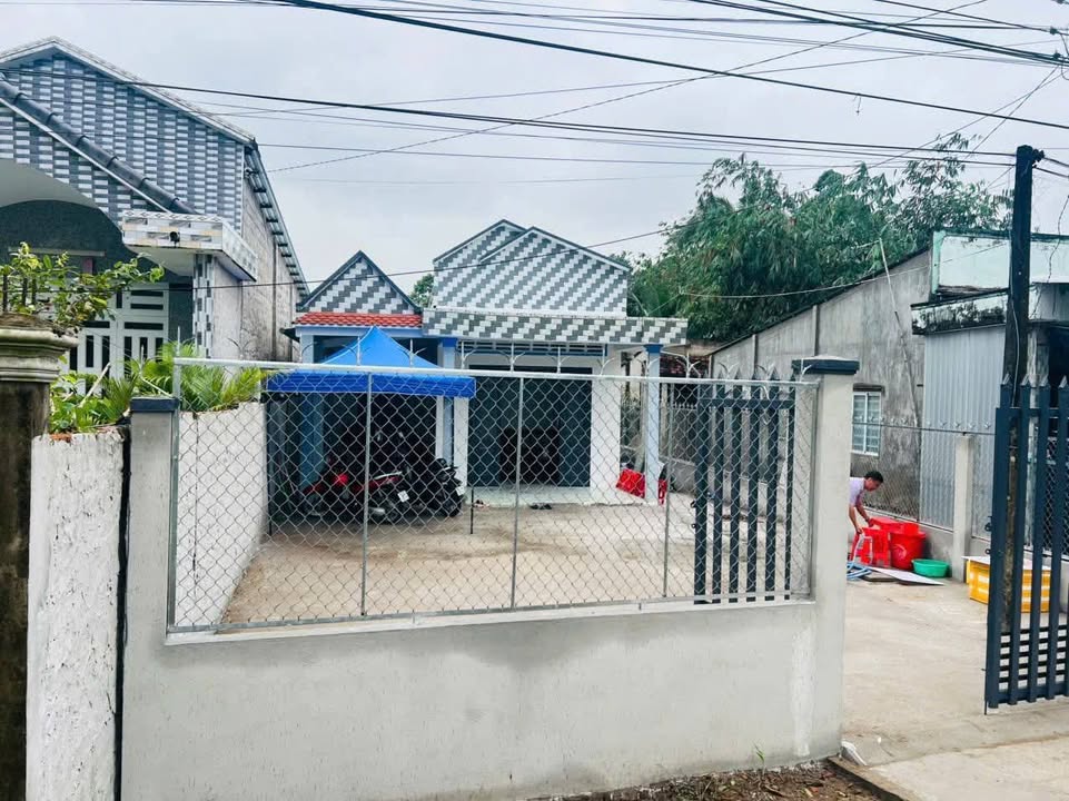 Nhà cho thuê tại Mỹ Hòa, Bình Minh - Giá chỉ 2.5 triệu/tháng, nội thất đầy đủ!