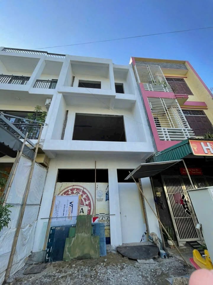 Nhà xây thô 3 tầng mặt bằng 934 Đông Hải 75m² - Chính chủ bán gấp!