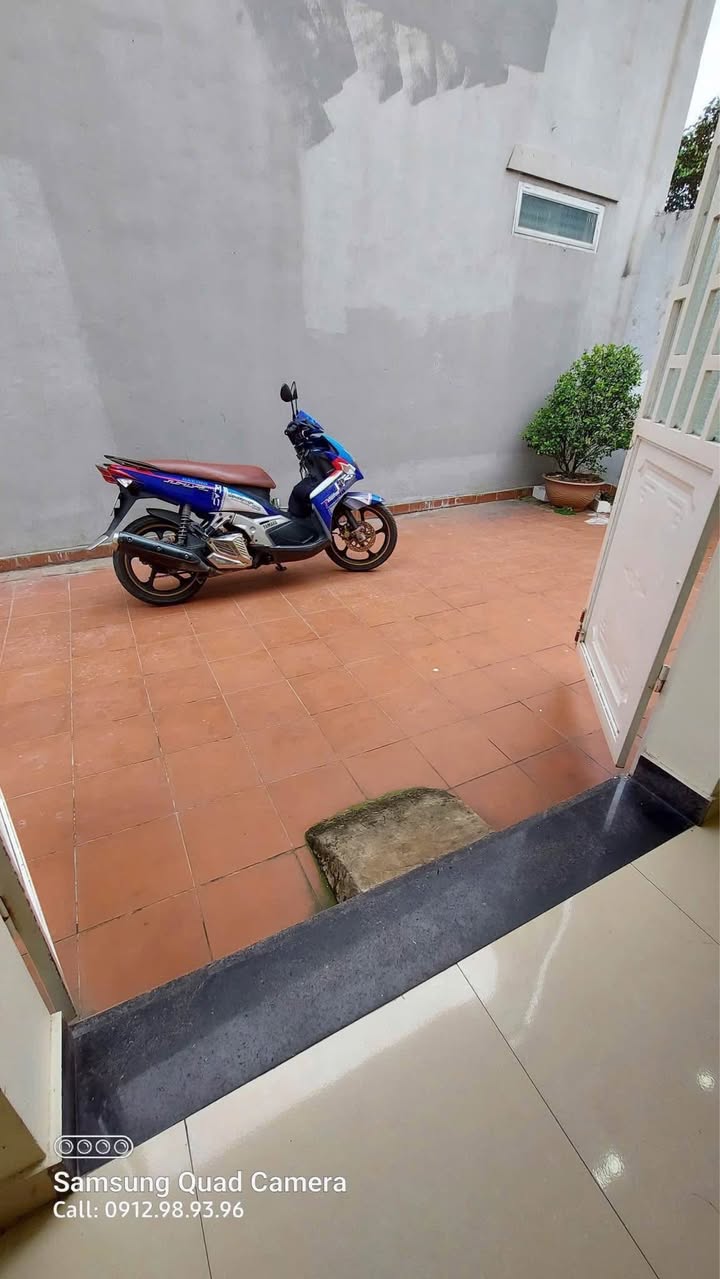 Cho thuê nhà cấp 4 2PN Đặng Cương An Dương giá 2.5 triệu - Nhà trống, thuận tiện vào ở ngay!