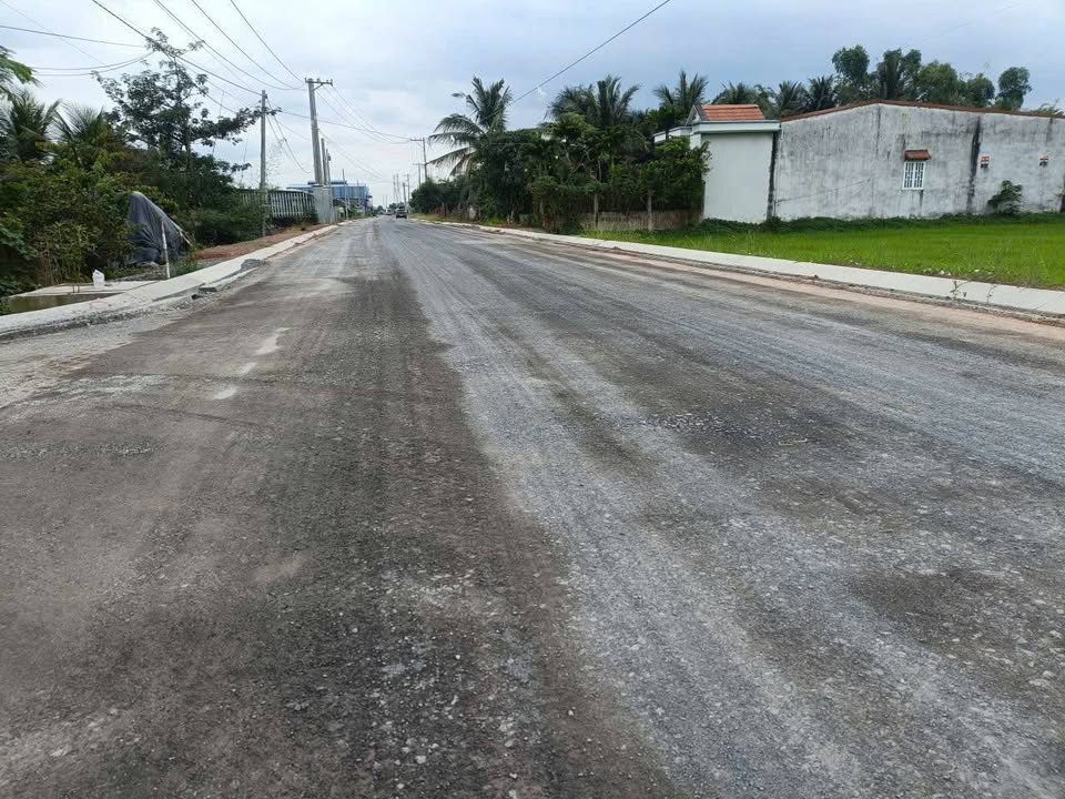 Đất thổ cư Hòa Khánh Đông, Đức Hòa, Long An 330m² giá 1.55 tỷ - Sổ hồng chính chủ!