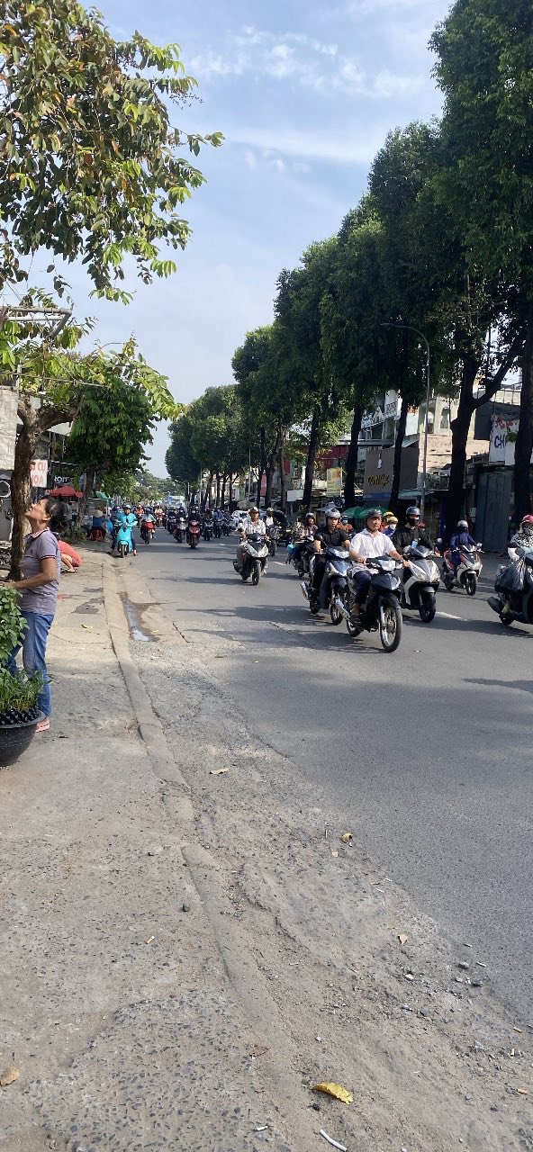 Mặt bằng kinh doanh Nguyễn Kiệm, Gò Vấp 21m² giá 8 triệu - Kinh doanh sầm uất 24/24!