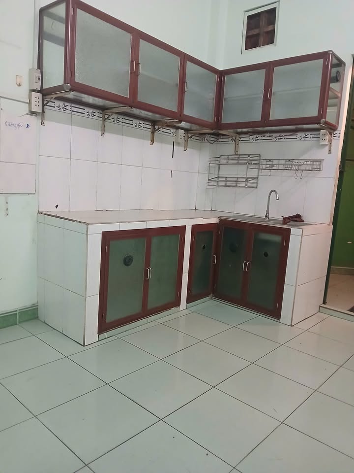 Phòng trọ cho thuê tại Đoàn Văn Bơ, Quận 4 - Giá chỉ 3.5 triệu/tháng!