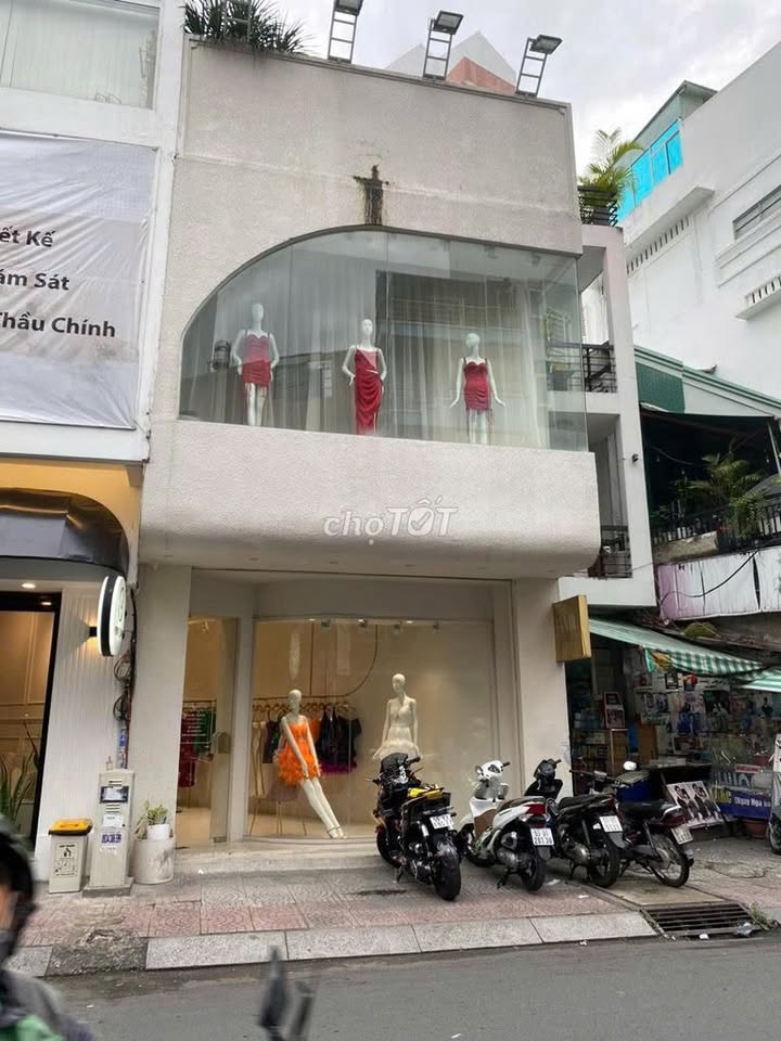 Nhà mặt tiền Nguyễn Văn Lạc 72m² giá 30 triệu - Gần chợ Thị Nghè sầm uất!