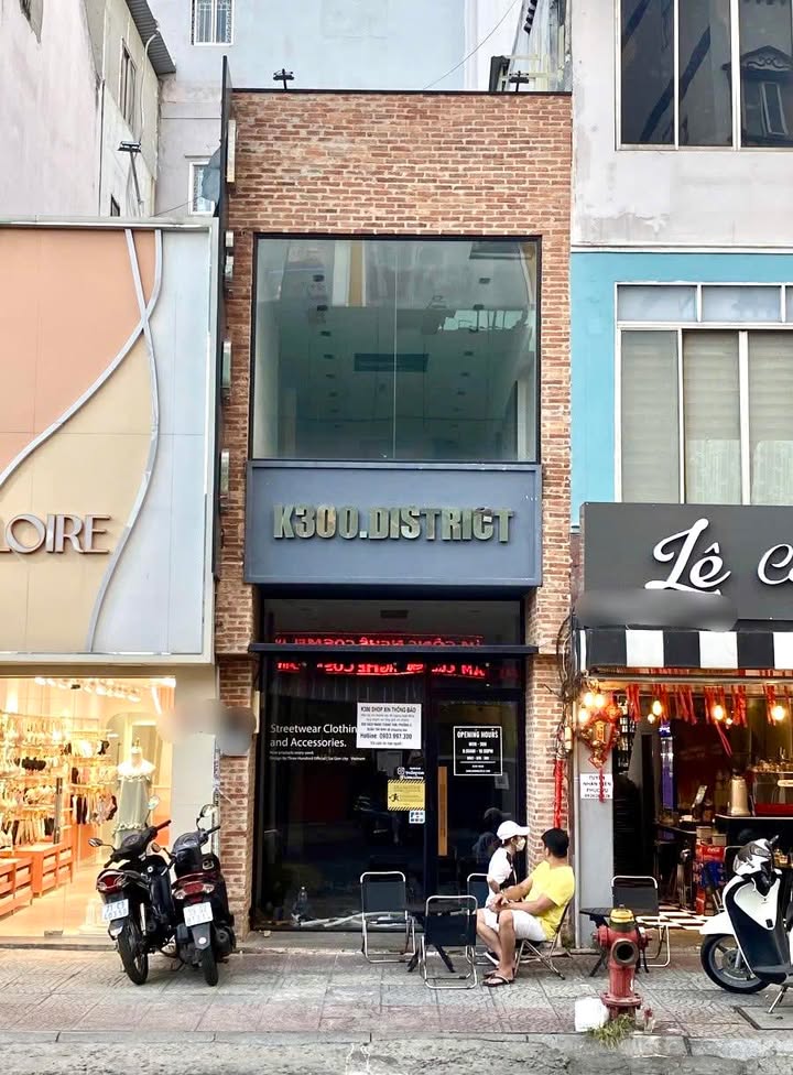 Mặt bằng cho thuê đường Nguyễn Trãi, Quận 1, 54m² - Vị trí đắc địa, kinh doanh thuận lợi!