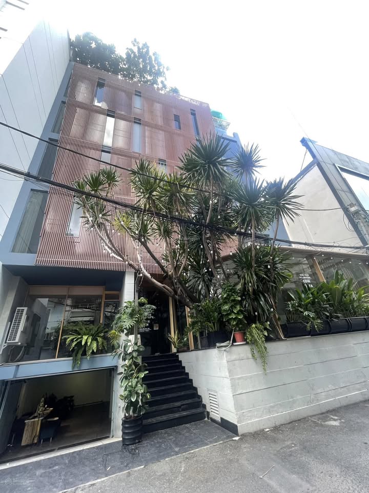 Mặt bằng kinh doanh đường Nguyễn Văn Trỗi 60m² - Vị trí cực đẹp, đông đúc!