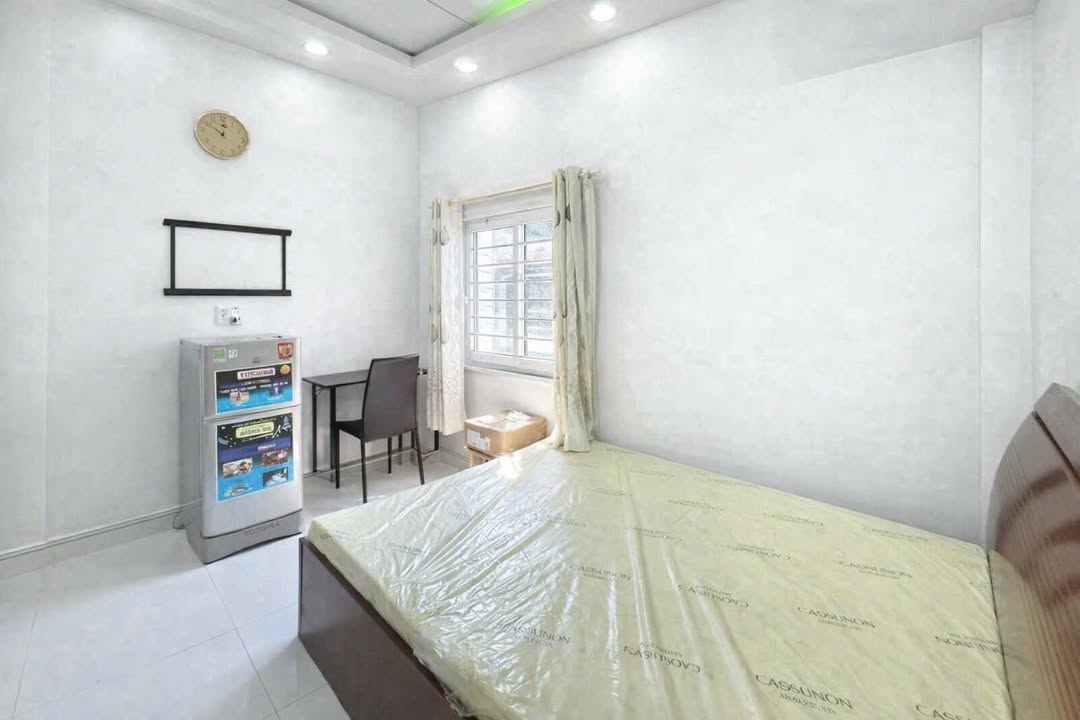 Phòng trọ cao cấp Lạc Long Quân Quận 11 - Nội thất đầy đủ, an ninh 24/7!