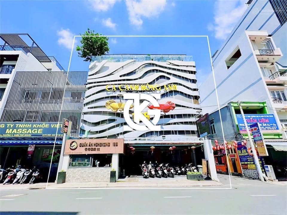 Cho thuê nhà mặt tiền 168 Đào Duy Anh, Quận Phú Nhuận giá chỉ 150 triệu/tháng - Kinh doanh sầm uất!