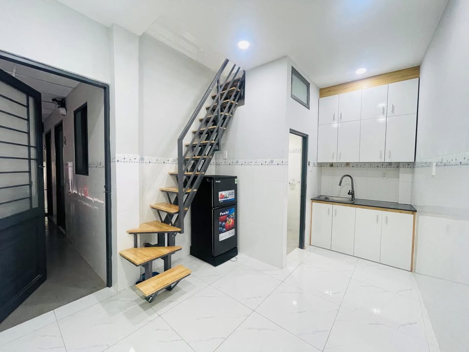 Căn hộ 2 tầng 8 Phan Văn Hớn, Quận 12 giá chỉ 4 triệu - Full nội thất cao cấp!