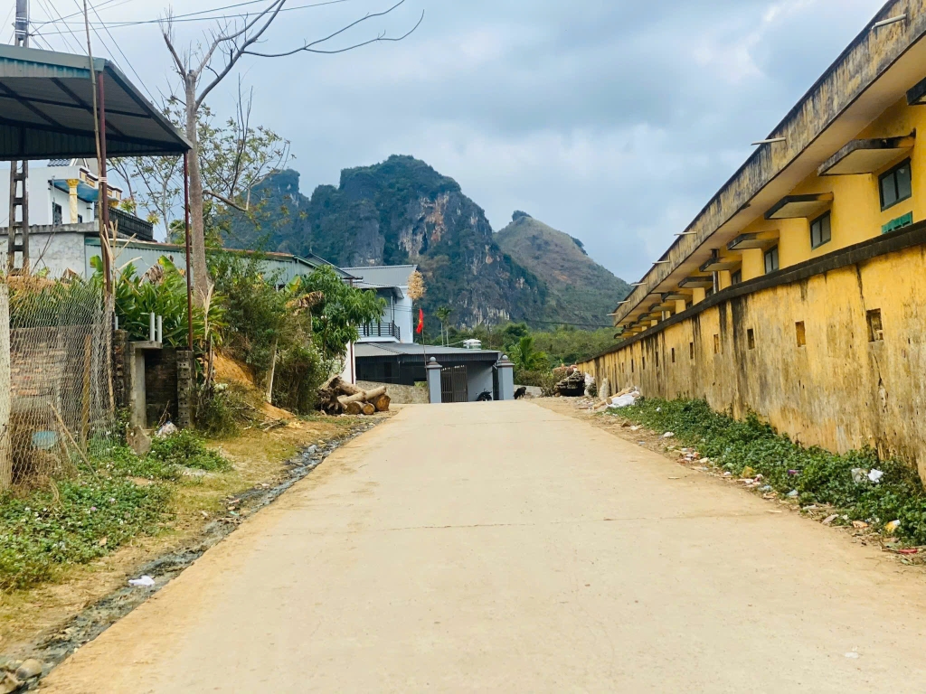 Đất nền 4000m² tại Cao Phong, Hòa Bình chỉ 2.6 tỷ - View đồi núi thoáng đãng!