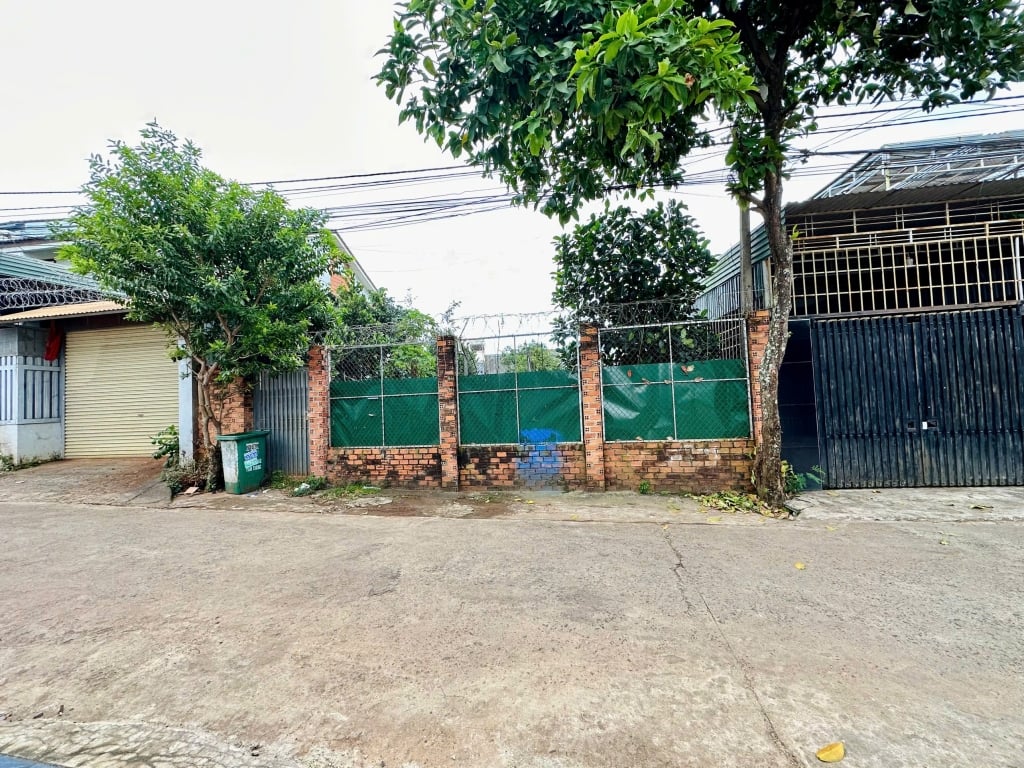 2 lô đất liền kề hẻm 72 Trịnh Tố Tâm - 10 x 28m - Giá 6.750 tỷ - Cơ hội đầu tư hấp dẫn!