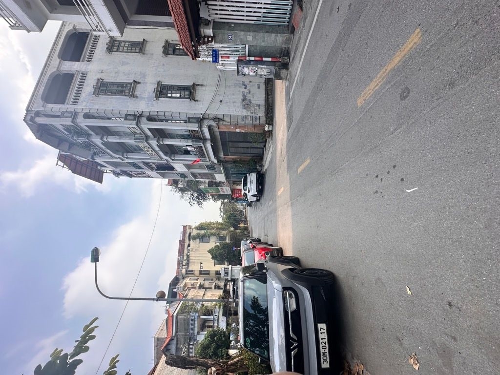 Nhà 7 tầng Nguyễn Văn Cừ Long Biên 47m² giá 18,8 tỷ - Đầu tư sinh lời ngay!