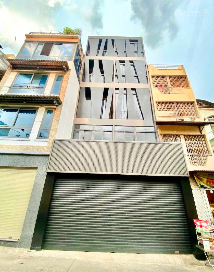 Cho thuê nhà Hẻm 18A Nguyễn Thị Minh Khai, Đa Kao, Quận 1 - Thang máy sang trọng!