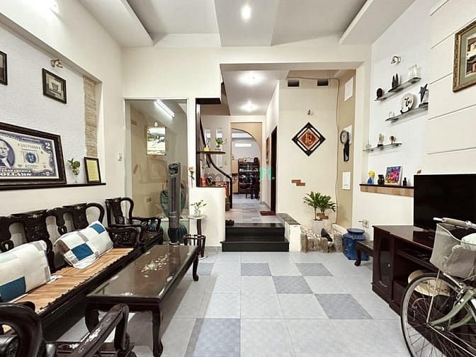 Nhà phố Trần Quang Diệu, Quận 3, 70m² giá 10.8 tỷ - Thiết kế hiện đại, 2 mặt hẻm thông thoáng!