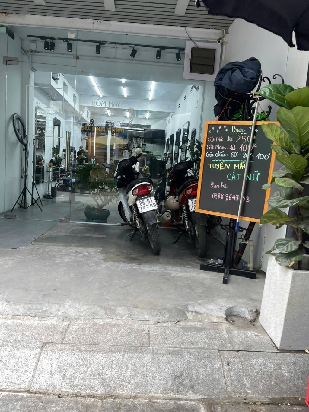 Bán nhà mặt phố Đoàn Thị Điểm Đống Đa 65m² - Giá 40 tỷ thương lượng - Đầu tư sinh lời ngay!