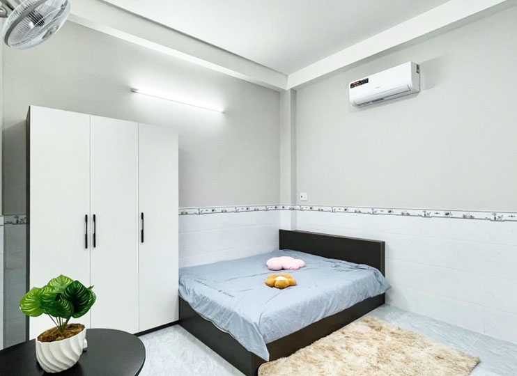 Nhà 4 tầng Lạc Long Quân, Tân Bình 46m² chỉ 6.9 tỷ - Đầu tư sinh lời ngay!