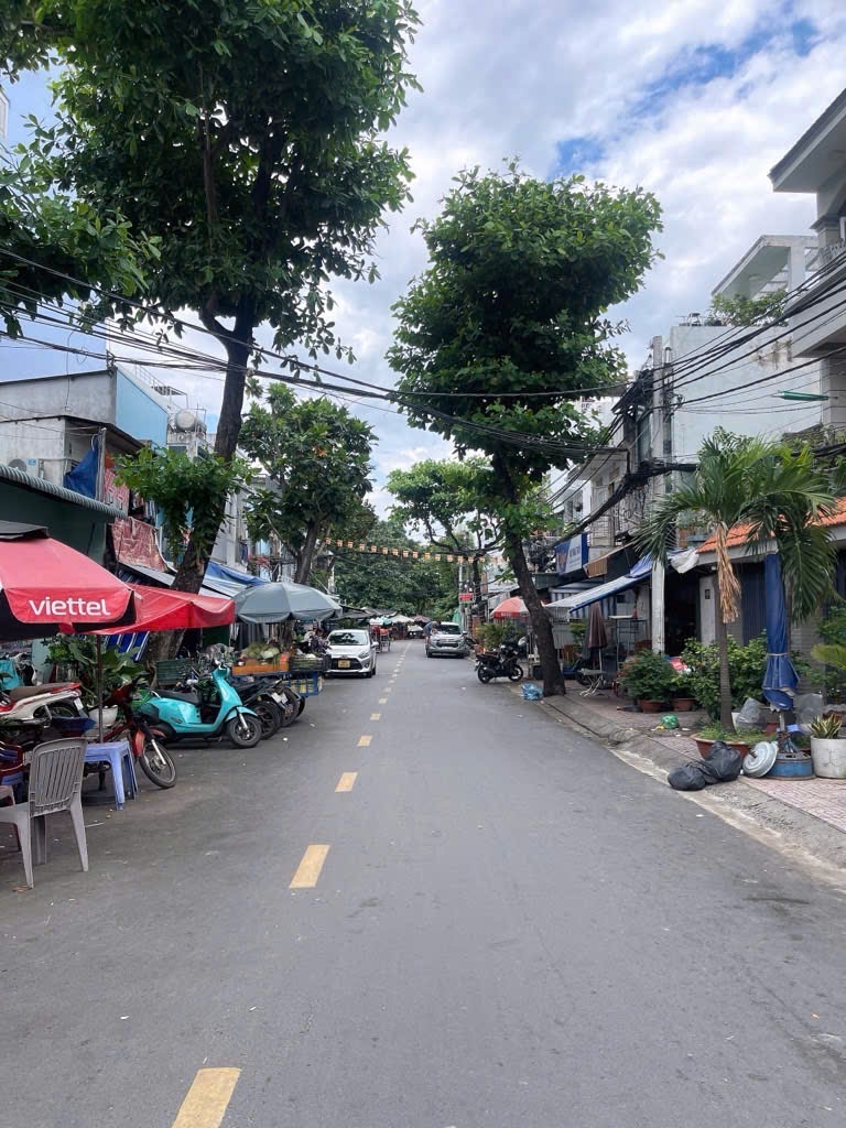 Nhà mặt tiền Dương Bá Trạc, Q8 64m² giá 8 tỷ - Full nội thất cao cấp sẵn sàng ở!